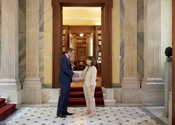 Κυρ. Μητσοτάκης σε ΠτΔ: Η κυβέρνηση θα κάνει ό,τι περνάει από το χέρι της για να στηρίξει τους πιο αδύναμους