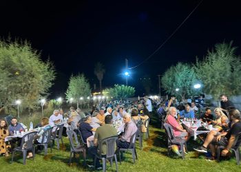 Σύλλογος Παραλίας Καλαμακίου: Μία όμορφη μουσική βραδιά με τραγούδι και χορό! ΦΩΤΟ