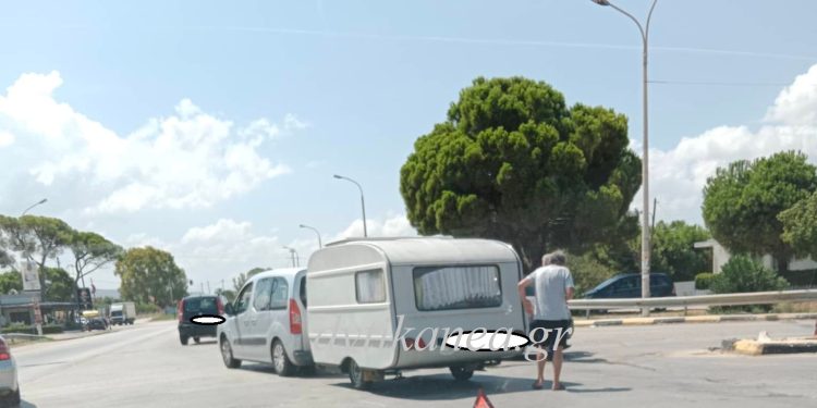 Τροχαίο στα φανάρια της Κάτω Αχαΐας, που δεν λειτουργούν σήμερα – ΦΩΤΟ