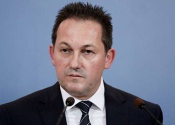 Πέτσας: Κάθε ευρώ που περισσεύει θα γυρίζει στην κοινωνία