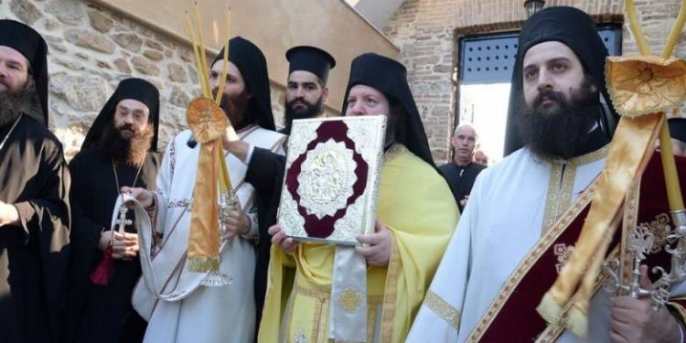 Πάτρα: Τα εγκώμια της Παναγίας στην Ιερά Μονή Γηροκομείου
