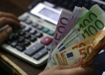 Επιστρεπτέα προκαταβολή: Τελειώνει η προθεσμία για τα δικαιολογητικά – Ποιοι κινδυνεύουν να χρεωθούν το 100% της ενίσχυσης