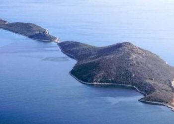 Αυτό είναι το νησί του Ιονίου που βγαίνει στο σφυρί!