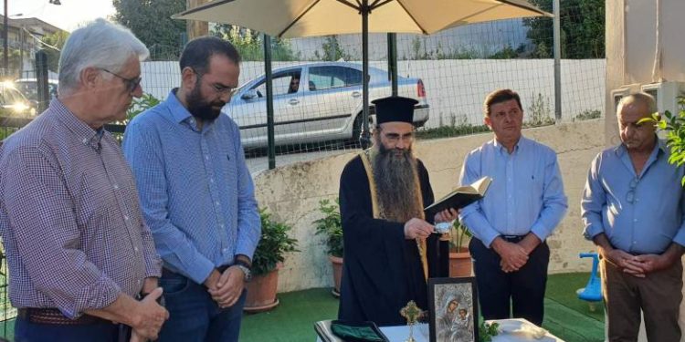 Στα σχολεία των Λουσικών ο Νεκτάριος Φαρμάκης για τον Αγιασμό
