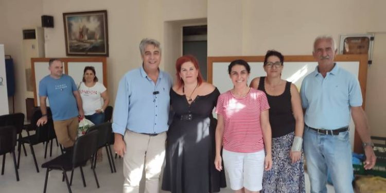 Δυτική Αχαΐα: Διανομή τροφίμων από τον Σύλλογο Τριτέκνων