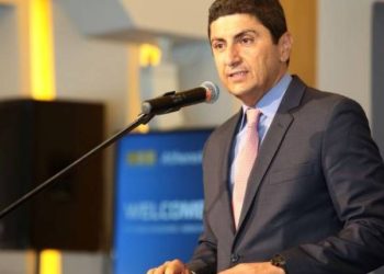 Αυγενάκης: «Η διοίκηση της ΕΠΟ είναι ασυνεπής απέναντι σε FIFA, UEFA και εμάς»