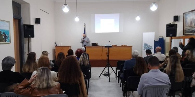 Πραγματοποιήθηκε η εκδήλωση ευαισθητοποίησης του Δήμου Δυτικής Αχαΐας για τον καρκίνο του μαστού