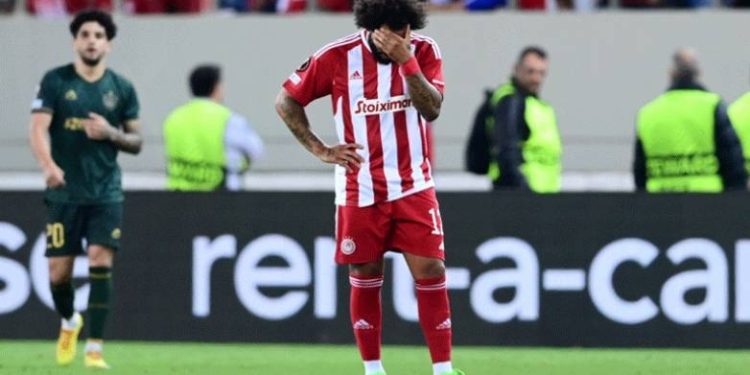 Βαριά ήττα για τον Ολυμπιακό, 3-0 η Καραμπάγκ