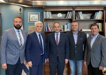 Νομιμοποίηση των λιμενικών εγκαταστάσεων στις Αλυκές – Τί συζητήθηκε στο γραφείο του Υπουργού Ναυτιλίας Γιάννη Πλακιωτάκη