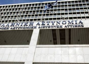 Κολωνός: Άλλοι τρεις «που συνομιλούσαν» με την 12χρονη παρουσιάστηκαν μόνοι τους στην Ασφάλεια