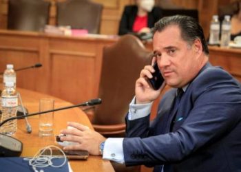 Γεωργιάδης: Οι βιομηχανίες μπορούν να δημιουργήσουν επιχειρηματικά πάρκα