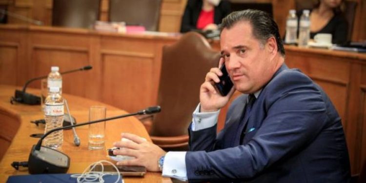 Γεωργιάδης: Οι βιομηχανίες μπορούν να δημιουργήσουν επιχειρηματικά πάρκα