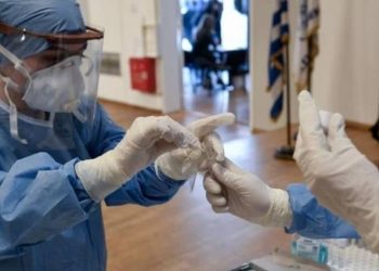 ΕΟΔΥ: Νέες παραλλαγές της Όμικρον έφτασαν στην Ελλάδα