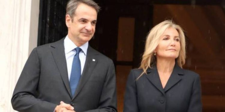 Πένθος για την Μαρέβα Γκραμπόφκσι και τον Κυριάκο Μητσοτάκη – Πέθανε ο πεθερός του πρωθυπουργού