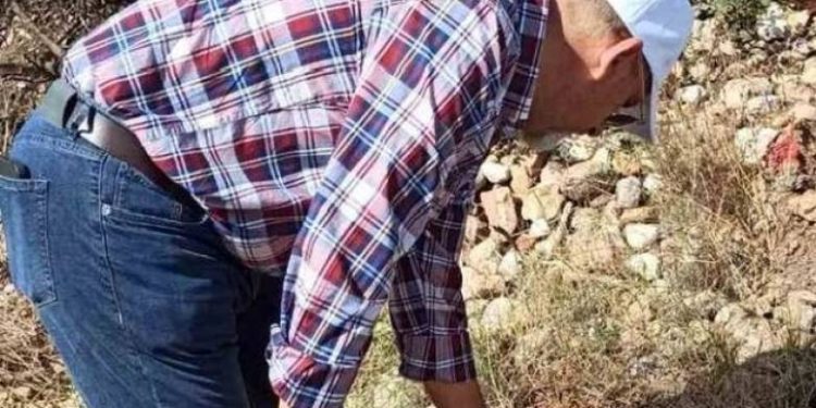 Γιατί έπιασε την τσάπα ο Χαράλαμπος Μπονάνος