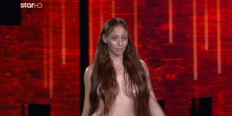 Χαμός στο GNTM: Παίκτρια εμφανίστηκε ολόγυμνη μπροστά στους κριτές
