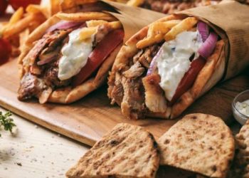 Φτιάχνουμε σπιτικό σουβλάκι