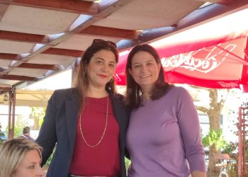 Ροδία Κ. Καραμπελιά: Συζήτηση με την υπουργό Παιδείας Νίκη Κεραμέως