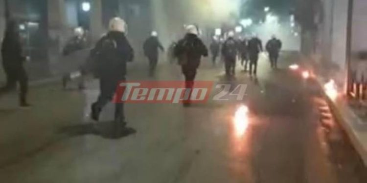 Πάτρα – Επεισόδια Πολυτεχνείου: Βαριές κατηγορίες για 21χρονη – 4 συλλήψεις – Πετάχτηκαν 40 μολότοφ