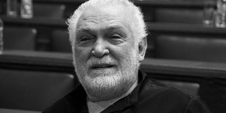 Αυξάνονται οι δωρητές σώματος μετά το θάνατο του Κώστα Καζάκου