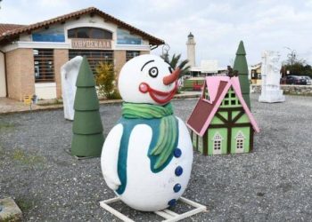 Ιχθυόσκαλα: Το σπίτι των Χριστουγέννων είναι έτοιμο να υποδεχθεί τα παιδιά