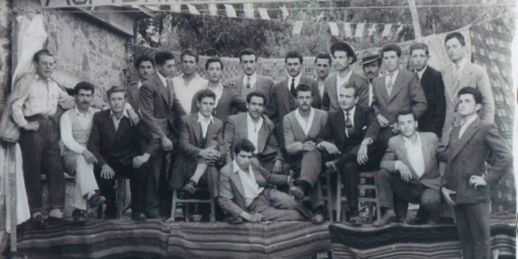Όσο γερνάω, ξεμαθαίνω τους τόπους και τους ανθρώπους και, κακά τα ψέματα, “δεν επαρκεί η μνήμη”