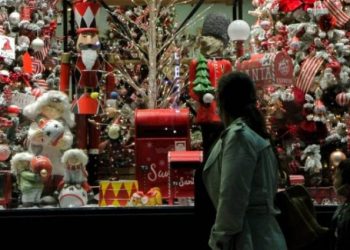 Πάτρα: Ανοικτά καταστήματα την Κυριακή – Πώς θα λειτουργήσουν την εορταστική περίοδο