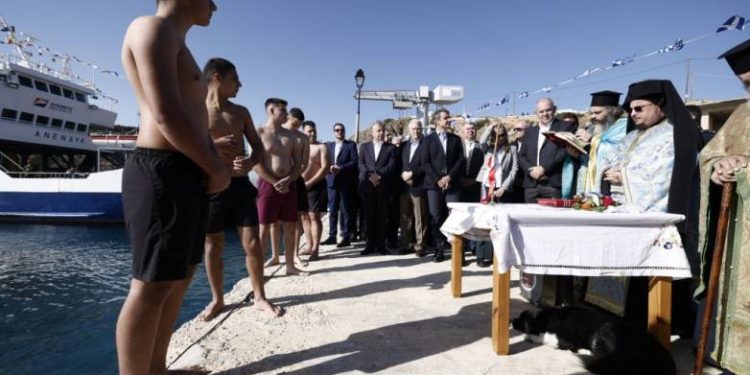 Μητσοτάκης: Δεν δεχόμαστε υποδείξεις για το πώς θα ασκήσουμε την κυριαρχία μας – Το μήνυμα από τη Γαύδο