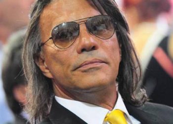 Ηλίας Ψινάκης: “Τότε τις αδελφές τις κρεμάγανε στο Σύνταγμα”