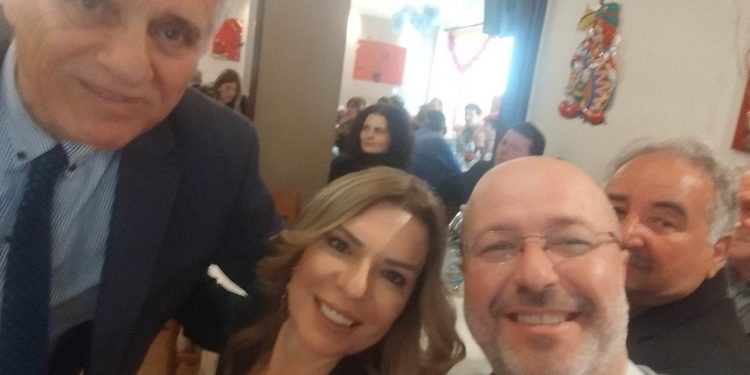 Σπύρος Μυλωνάς, Πηνελόπη Παναγιωτοπούλου και Σπύρος Σταυρογιαννόπουλος στη Χαραυγή