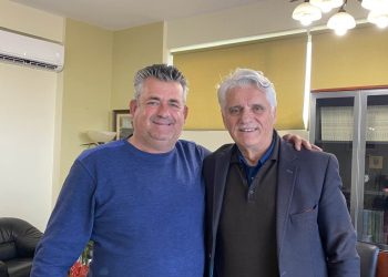 Με τον Σπύρο Μυλωνά ο πρόεδρος της ΤΚ Ριόλου Σάκης Βαβαρούτας – “Έναν άνθρωπο της αυτοδιοίκησης με τεράστια προσφορά”