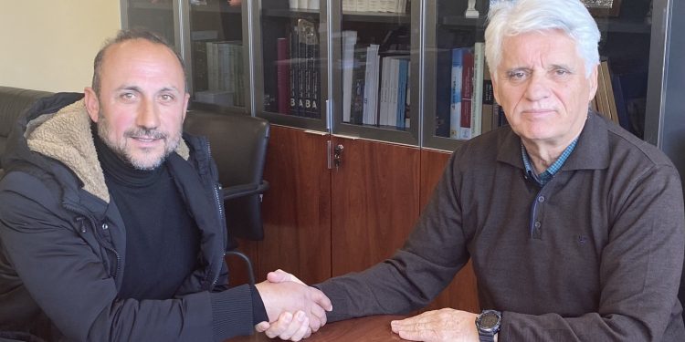 Με τον Σπύρο Μυλωνά ο Χρήστος Καρέλας από την Άρλα