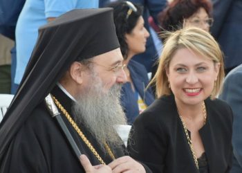 Χριστίνα Αλεξοπούλου: “Αγρυπνεί και προσεύχεται για το ποίμνιό του και αναλώνεται νυχθημερόν για τη σωτηρία του”