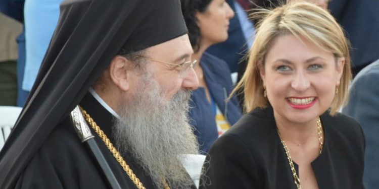 Χριστίνα Αλεξοπούλου: “Αγρυπνεί και προσεύχεται για το ποίμνιό του και αναλώνεται νυχθημερόν για τη σωτηρία του”