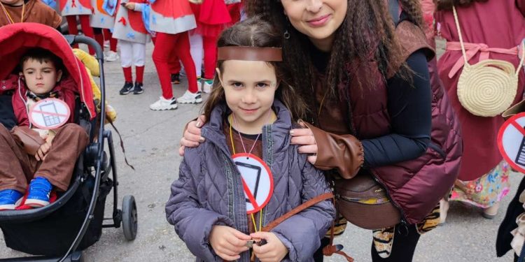 Πάτρα – Σας είδαμε στο Καρναβάλι των Μικρών! Κλικ με όμορφες στιγμές, χαμόγελα και κέφι – ΦΩΤΟ