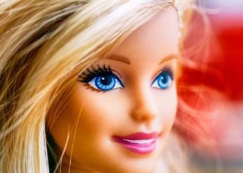 «Η Πρώτη μου Barbie» αλλάζει τον τρόπο παιχνιδιού με κούκλες για τα παιδιά προσχολικής ηλικίας