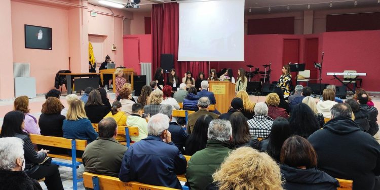 Κάτω Αχαΐα: Με μεγάλη επιτυχία πραγματοποιήθηκε η εκδήλωση με θέμα τη γυναικεία επιχειρηματικότητα – ΦΩΤΟ