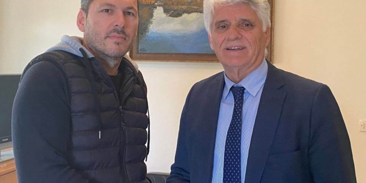 Υποψήφιος με τον Σ. Μυλωνά ο Παναγιώτης Σιδηρόπουλος: “Είμαι άνθρωπος των πράξεων και των έργων”