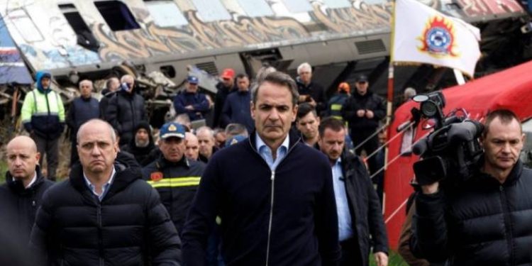 Την επίσπευση των ερευνών για την τραγωδία στα Τέμπη ζητεί με επιστολή του ο Πρωθυπουργός στον Ισίδωρο Ντογιάκο