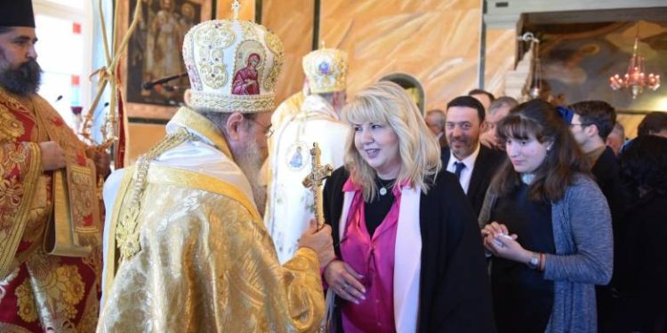 Στη γιορτή του Αιγίου η Άννα Μαστοράκου