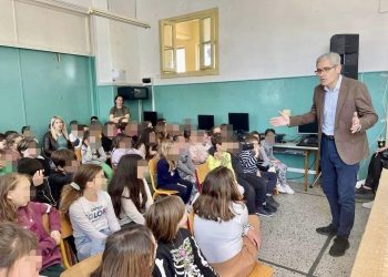 Τσιγκρής: Συνεχίζει τις ομιλίες του για τον σχολικό εκφοβισμό