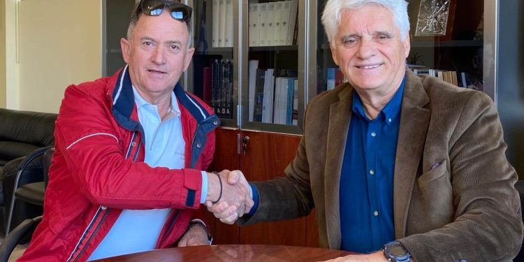 Με τον Σπύρο Μυλωνά ο Γιάννης Αναγνωστόπουλος: “Η διαδρομή του είναι ο λόγος για τον οποίο συστρατεύομαι μαζί του”