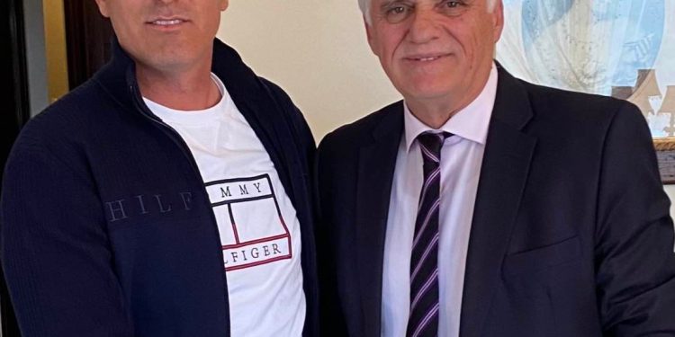 Ο Ευτύχης Γιούλης στο πλευρό του Σπύρου Μυλωνά: “Υπογραμμίζει το δυναμισμό της παράταξης και δυναμώνει την ακτινοβολία της”