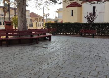 Πολιτιστικός Σύλλογος Κάτω Αλισσού: Εργασίες στην κεντρική πλατεία του χωριού για το Πάσχα
