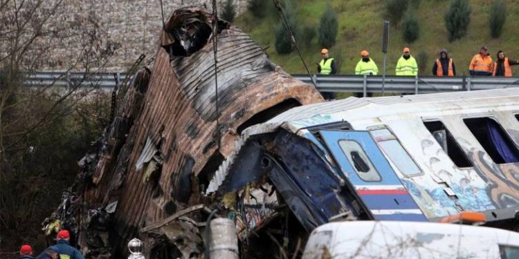 Τέμπη: Ποινική δίωξη στον πρώην πρόεδρο του ΟΣΕ και στους δύο που εισηγήθηκαν την μετάταξη του 59χρονου σταθμάρχη