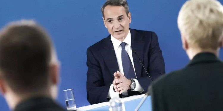 Μητσοτάκης: Δεν θα μπορούσα να συνεργαστώ με τον κ. Ανδρουλάκη – Το πρόγραμμα του ΣΥΡΙΖΑ τινάζει την μπάνκα στον αέρα – Η διακαναλική συνέντευξη του Πρωθυπουργού
