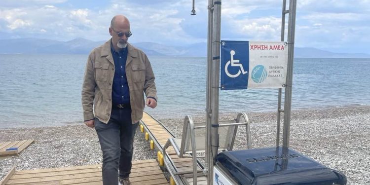 Επτά seatrack στις πολυσύχναστες παραλίες της Αχαΐας – Μπονάνος: “Ισοτιμία και πρόσβαση στην χαρά της ακρογιαλιάς”