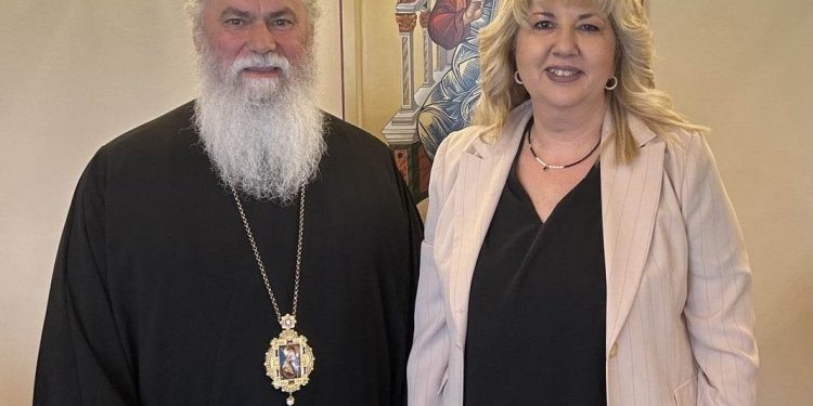 Στον Μητροπολίτη Καλαβρύτων και Αιγιάλειας η Άννα Μαστοράκου