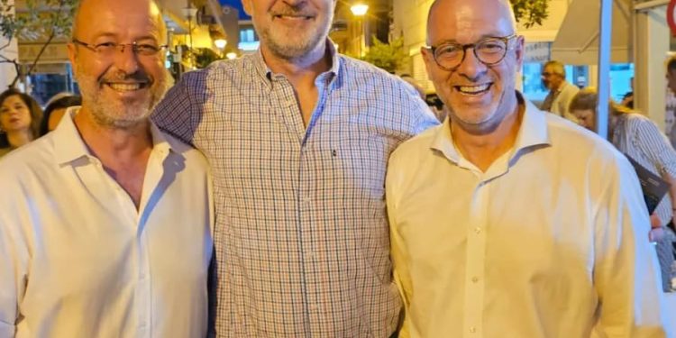 Τί κοινό έχουν Παππάς, Παπαδόπουλος και Σταυρογιαννόπουλος;