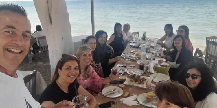 Ροδία Καραμπελιά: “Η μονιμοποίησή σας είναι μια δικαίωση του αγώνα και των κόπων σας”